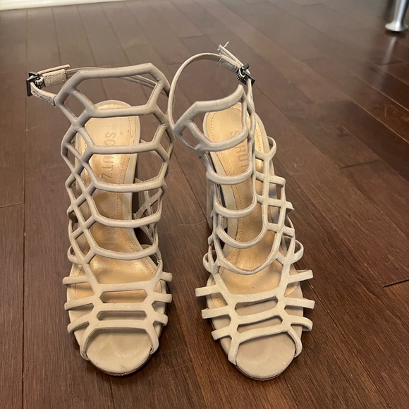 Schutz Juliana nude heels size 6 - Picture 2 of 4